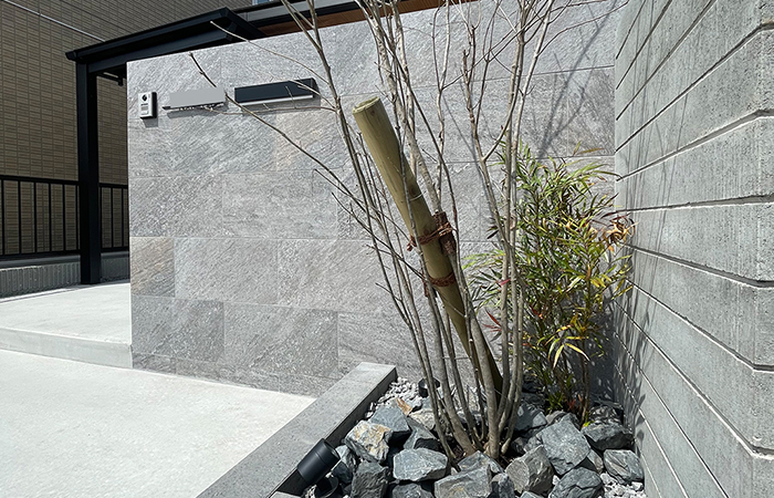 image02